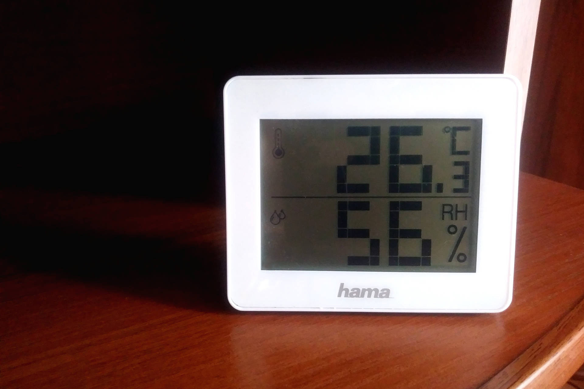 Higrometr z termometrem