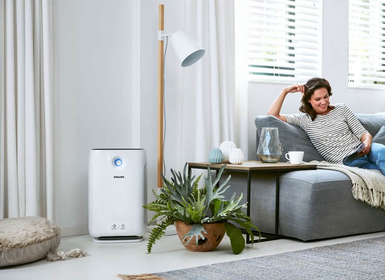Oczyszczacz powietrza Philips AC2887 w salonie