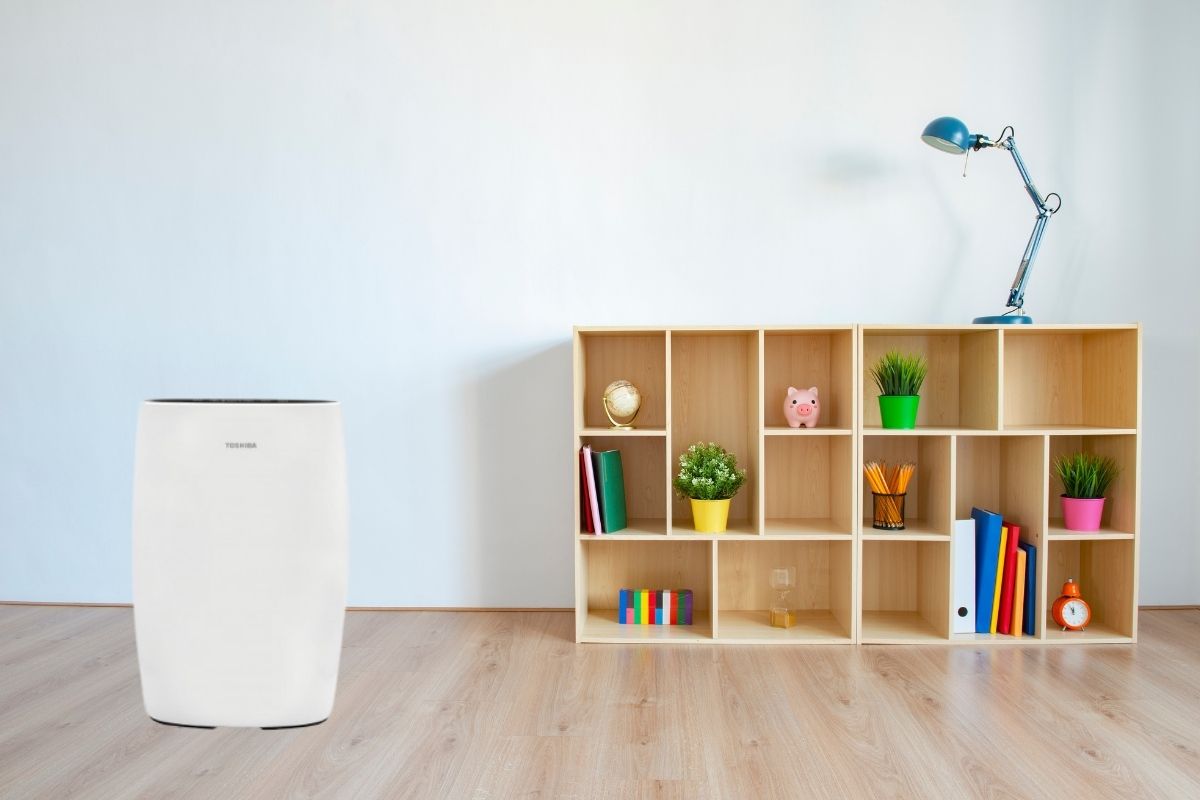 Oczyszczacz powietrza Toshiba CAF-X50XPL w pokoju