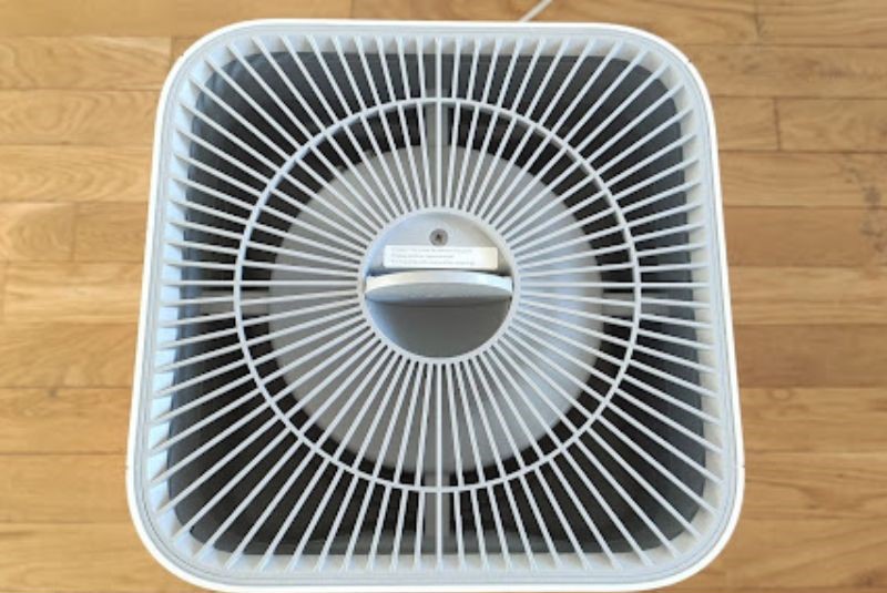 Klapka na górnym panelu Xiaomi AP 4 Pro